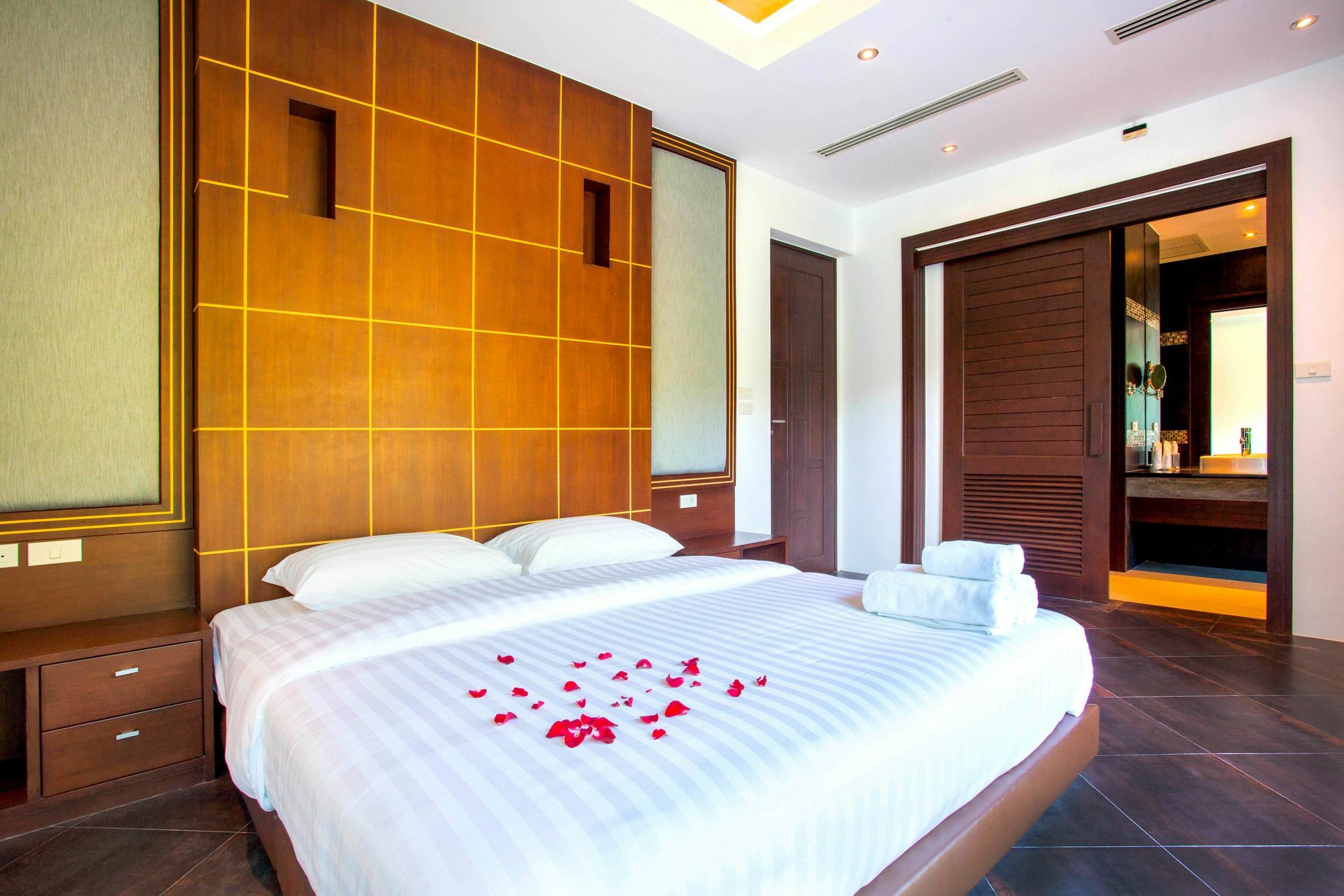 Luxury Pool Villa Kamala エクステリア 写真